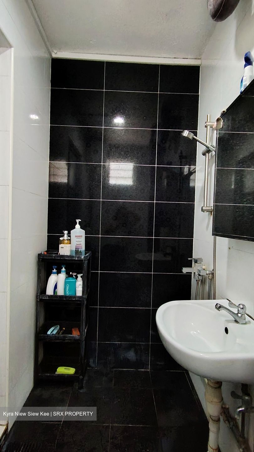 Blk 813 Jurong West Street 81 (Jurong West), HDB 4 Rooms #531078741
